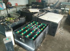 Phục hồi ắc quy xe nâng tại Dĩ An