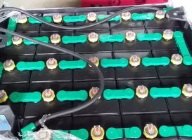 Bán Ắc quy xe nâng Dĩ AN
