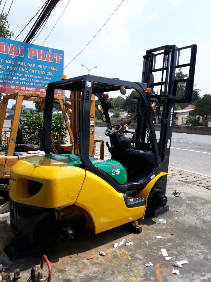 Cho thuê xe nâng tại Thủ Dầu Một 