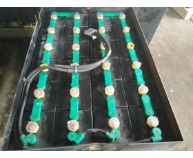 Phục hồi bình điện ( Ắc quy )xe nâng 