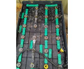 SỬA CHỮA PHỤC HỒI ẮC QUY XE NÂNG 